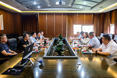 万里运业股份有限公司总经理陈奕霖一行到南宫NG28国际运业交流座谈
