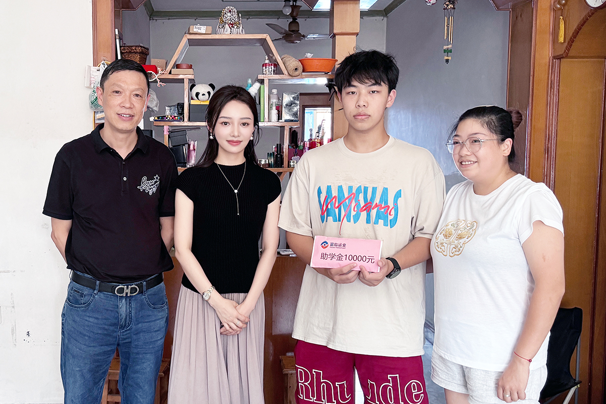 温暖金秋，让梦远航！南宫NG28国际运业连续12年开展“金秋助学”活动